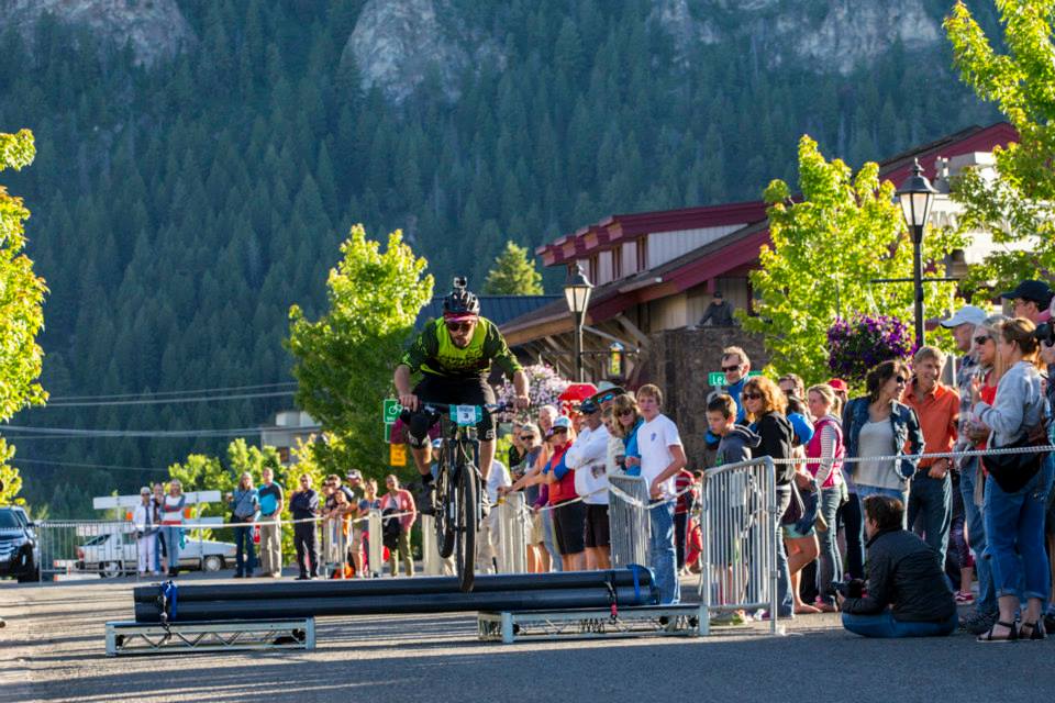 The downtown prologue for the Scott Sports Enduro Cup presented by GoPro offered a chance to shake out the road trip cobwebs and feel the pulse of fans who had been anticipating the show all spring.