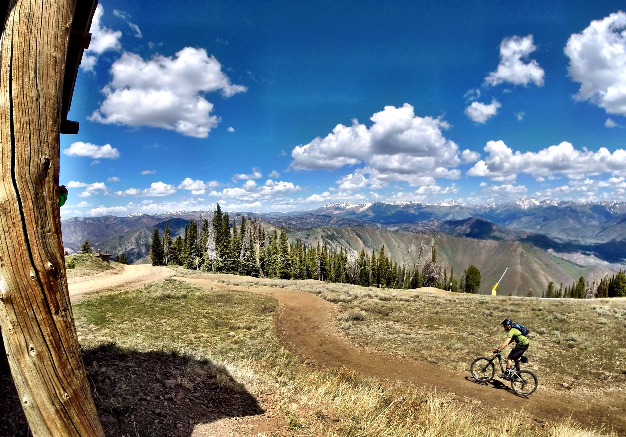 Lighting out for a lap of the newly created "Saddle Up" flowtrail made for some happy racers but a few dusty sides and backs as well at the bottom.