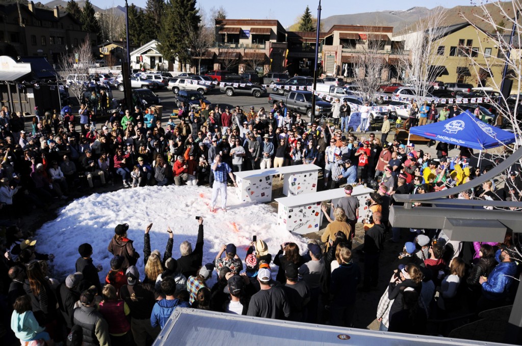Full Frontal Nerdity stood in the wings of glory for long enough to concoct what would be one of the most daring freestyle tricks in the sport of Gelande Quaffing to date. With conviction that comes from true-nerdom they walked away victorious.