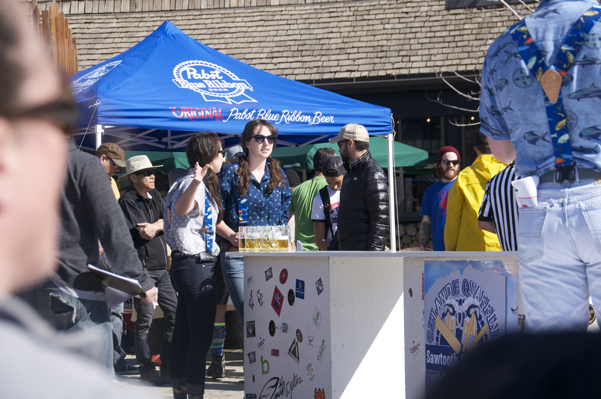 Full Frontal Nerdity brought serious heat to Town Square as well as the only true 1:1 male:female Quaffer ratio on the meet. They would defy the preconceptions surrounding nerds and beer games and find themselves squarely in the final hot seat.